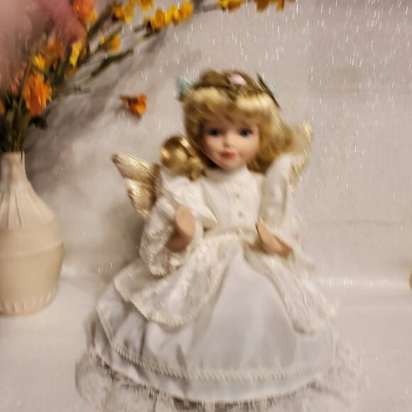 Porcelain Christmas Angel Blonde Hair Blue Eyed Praying Kneeling Doll - Picture 2 of 6
